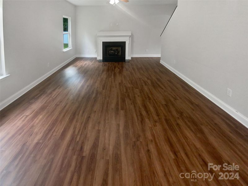 3935 Sky Dr, Charlotte, NC 28226