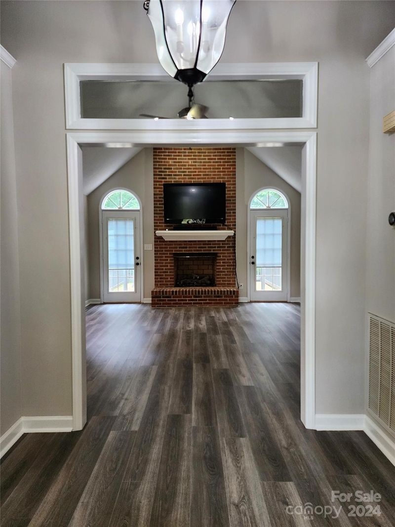 2738 Pine Knoll Ct, Gastonia, NC 28054