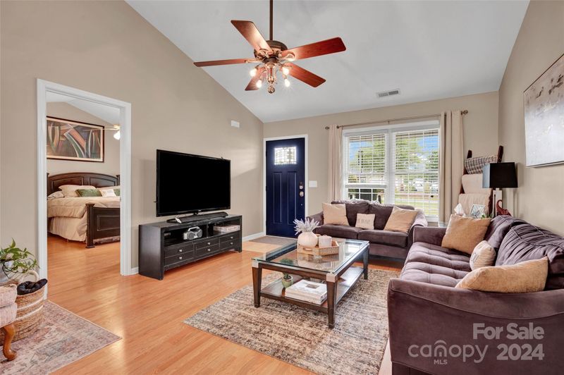 126 Brook Glen Dr, Mooresville, NC 28115
