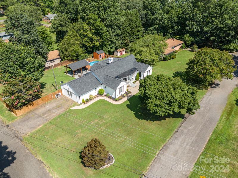 675 Harper Ln, Gastonia, NC 28054
