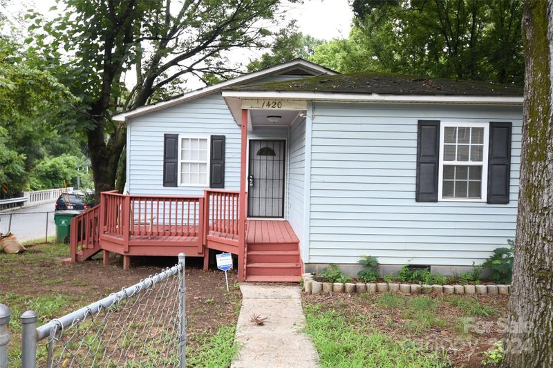 1420 N Davidson St N, Charlotte, NC 28206
