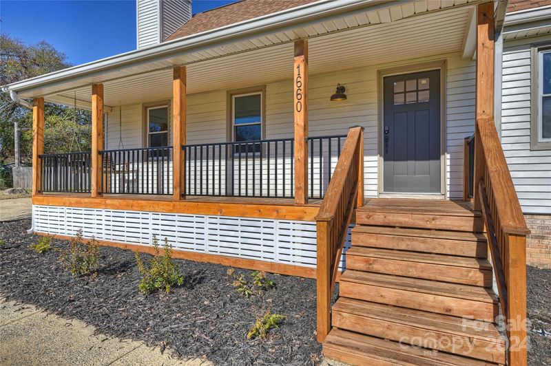 1660 Willowbrook Dr, Fort Mill, SC 29708