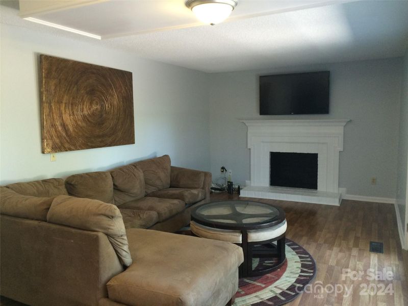 2219 Flint Glenn Ln, Charlotte, NC 28262
