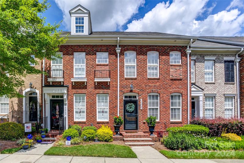 15864 Sharon Dale Dr, Davidson, NC 28036