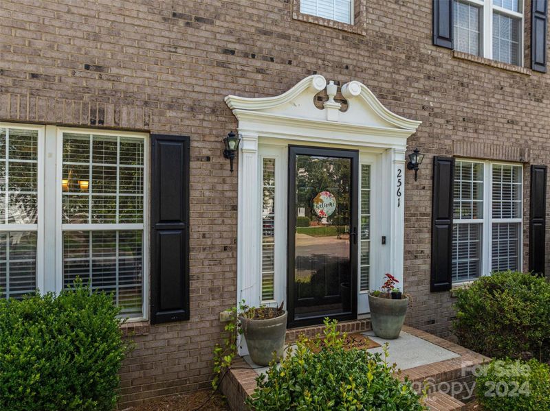 2561 Shannon Dr, Belmont, NC 28012