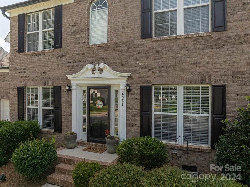 2561 Shannon Dr, Belmont, NC 28012