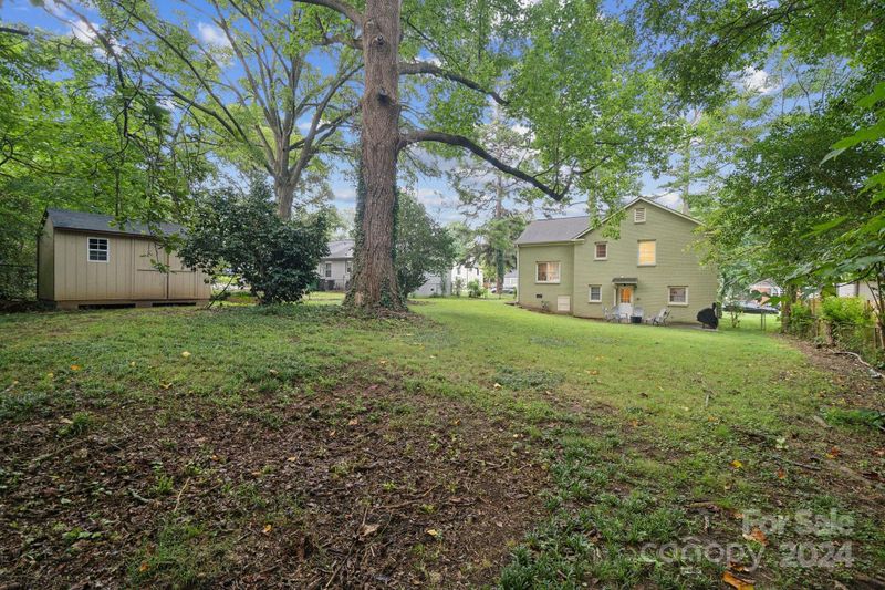 5345 Grafton Dr, Charlotte, NC 28215