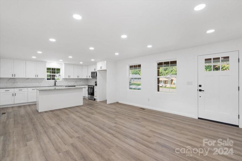 1108 China Grove Rd, Kannapolis, NC 28083