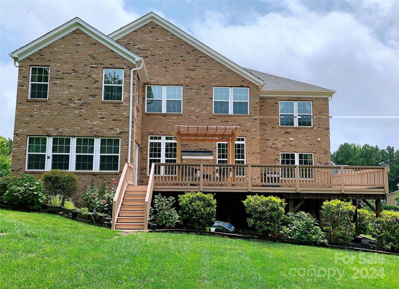 4172 Green Park Ct, Harrisburg, NC 28075