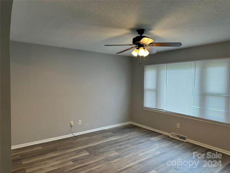 2307 Dallas Stanley Hw, Stanley, NC 28164