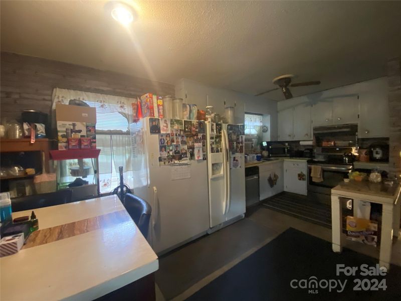 224 Elizabeth Ave, Monroe, NC 28112