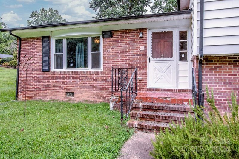 403 Brentwood Cir, Kannapolis, NC 28081