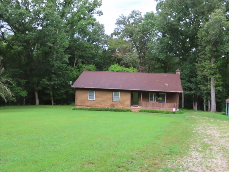 952 Meadowbrook Rd, Chester, SC 29706