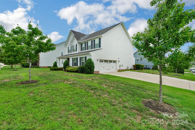 1009 Nutgrove Ln, Indian Trail, NC 28079