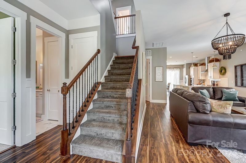 5101 Whitman Ave, Matthews, NC 28105