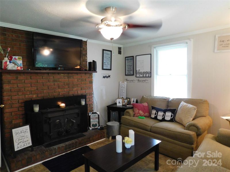 273 Hilltop Rd, Lincolnton, NC 28092