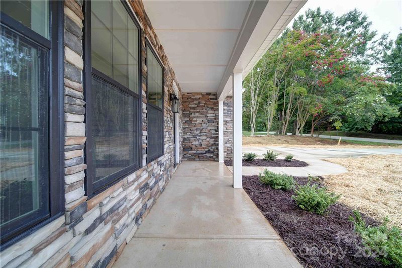 414 School Cir, Harrisburg, NC 28075
