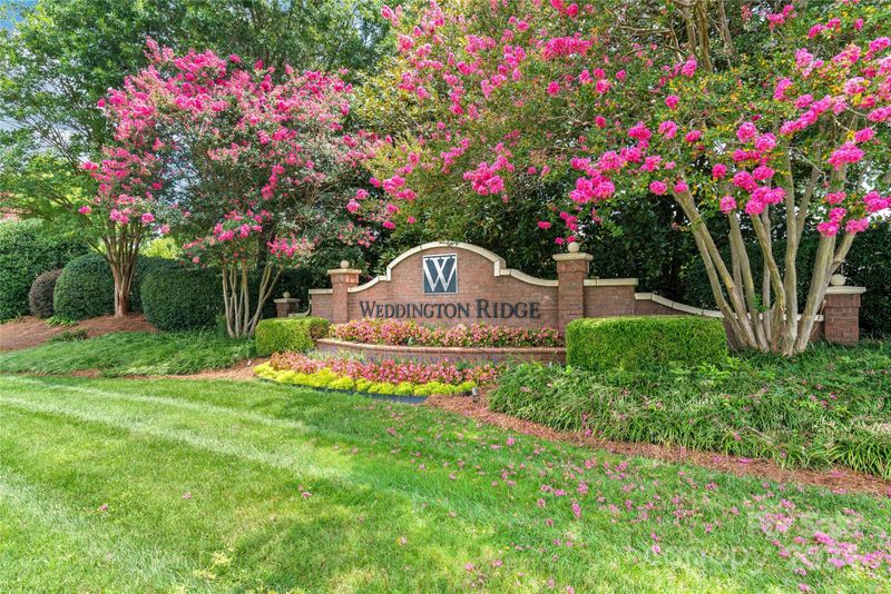 2506 Sandy Ridge Ln, Matthews, NC 28105