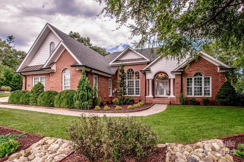 7535 Sedgebrook Dr, Stanley, NC 28164