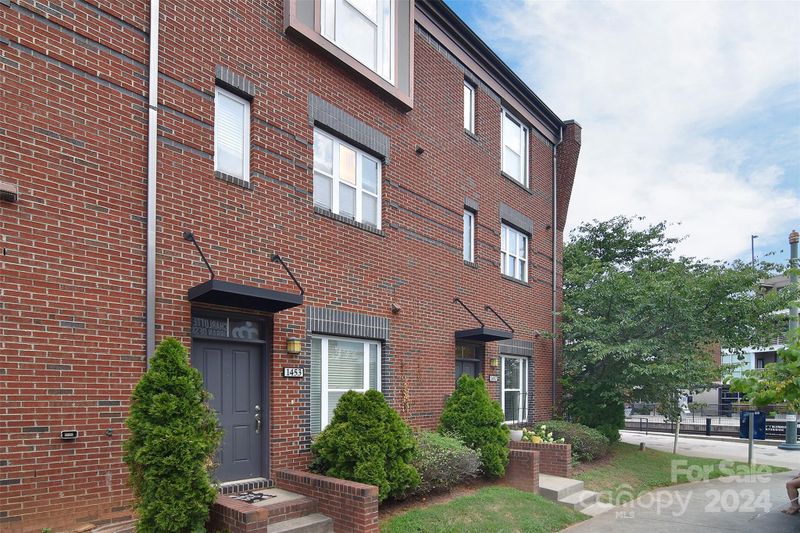 1457 Camden Rd, Charlotte, NC 28203