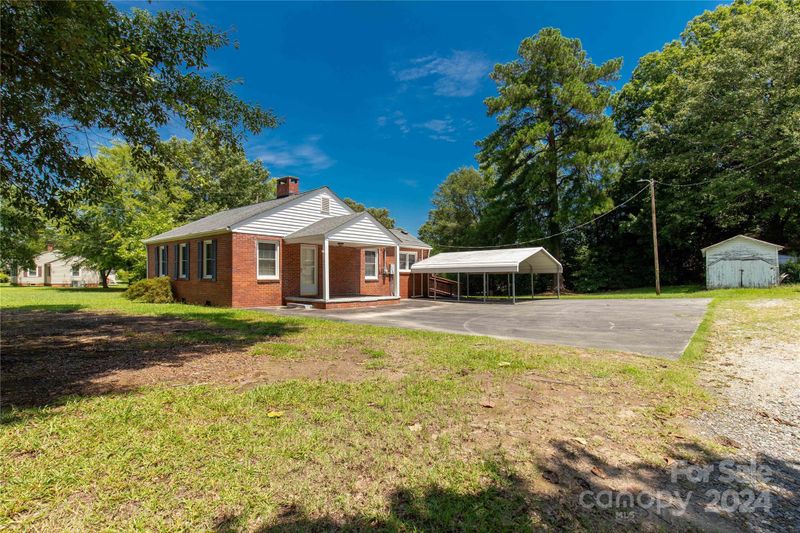 1643 Hillcrest Ave, Lancaster, SC 29720