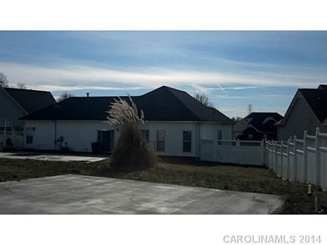 4808 Mossy Cup Ln, Monroe, NC 28110