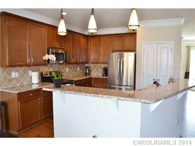 1711 Hoosac Dr, Waxhaw, NC 28173