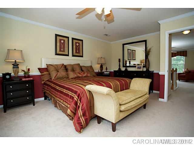 13846 Singleleaf Ln, Charlotte, NC 28278
