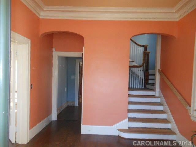 317 S York St, Gastonia, NC 28052