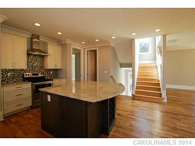 109 James Drew Ct, Charlotte, NC 28270