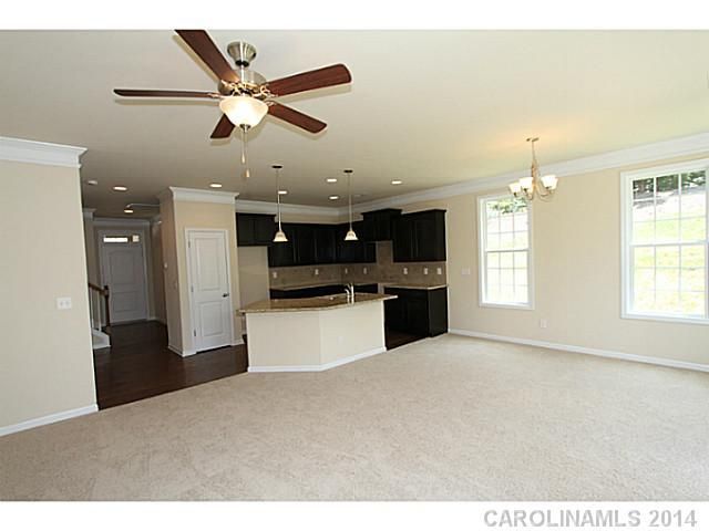 2238 NW Eversham Dr #490, Concord, NC 28027