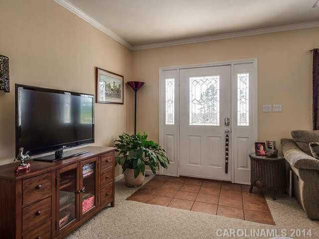 6713 Potter Rd, Waxhaw, NC 28173