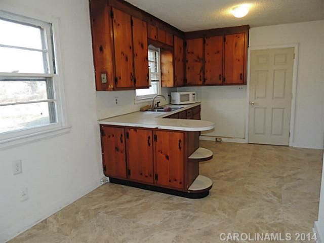 5246 Manning Rd, Charlotte, NC 28269