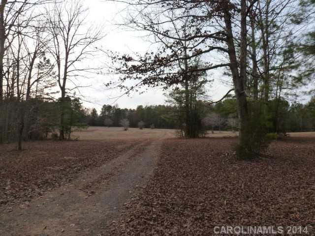 1718 Robin Dr, Lancaster, SC 29720