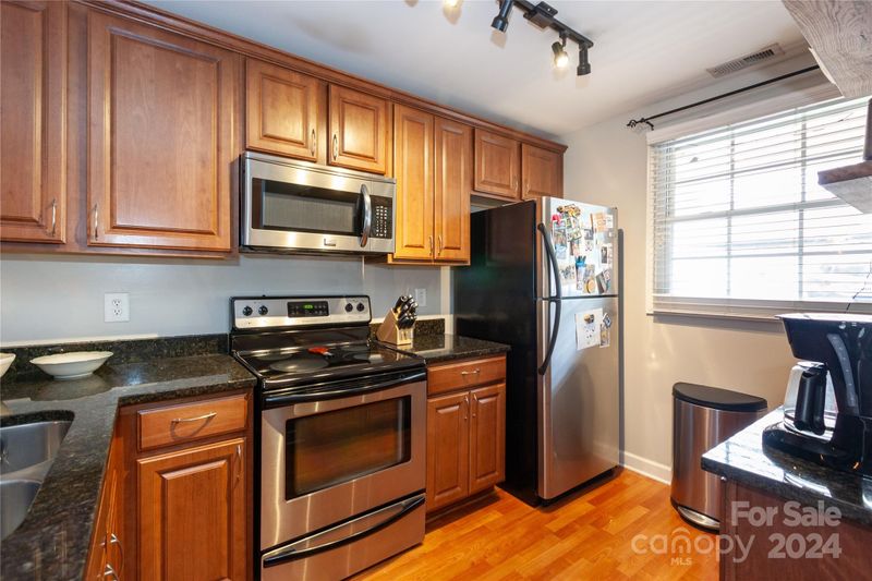 1348 Green Oaks Ln #A, Charlotte, NC 28205