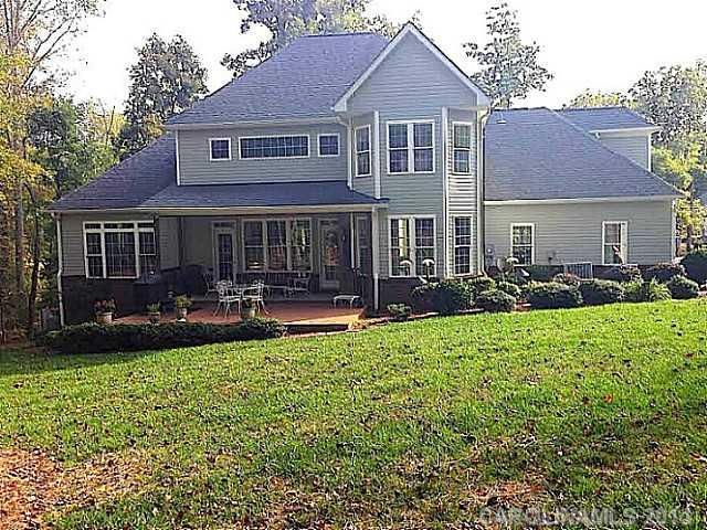 3565 Maple Brook Dr, Denver, NC 28037