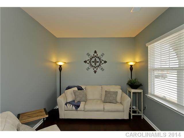 162 Warfield Dr, Mooresville, NC 28115