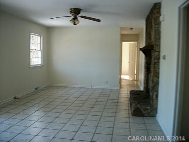3628 Piney Grove Rd, Charlotte, NC 28212