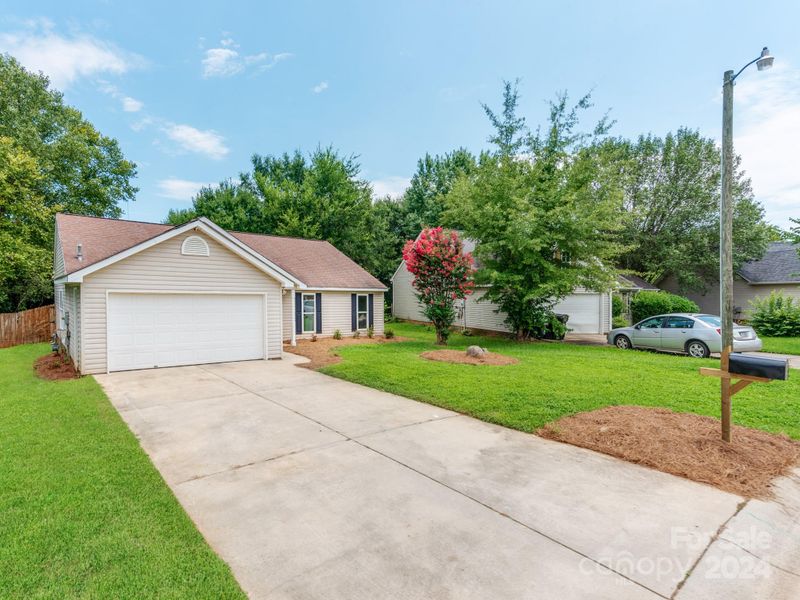 4613 Hampton Chase Dr SW, Concord, NC 28027