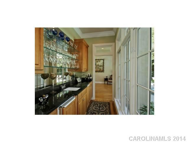 18804 Windy Point Dr, Cornelius, NC 28031