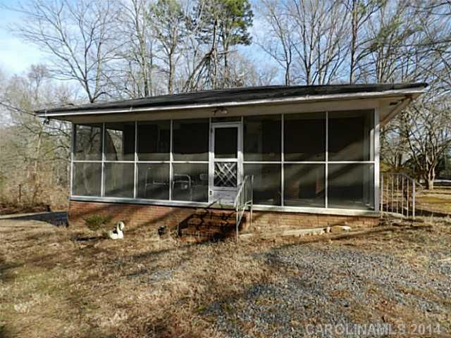 2405 Moose Rd, Kannapolis, NC 28083