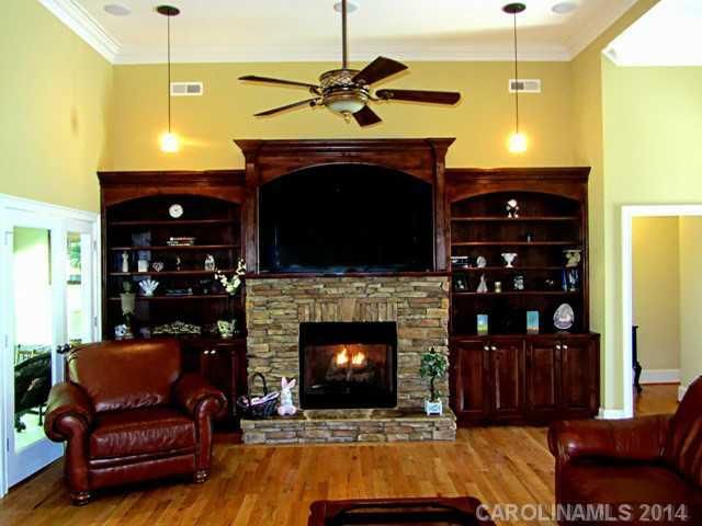 414 Sebring Ct, Belmont, NC 28012