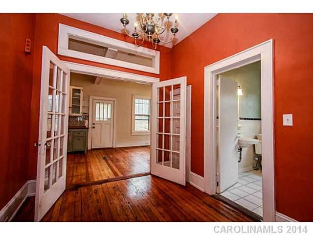 317 Walnut Ave, Charlotte, NC 28208