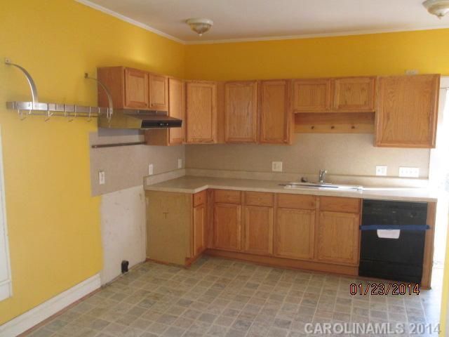 75 NW Douglas Ave, Concord, NC 28025