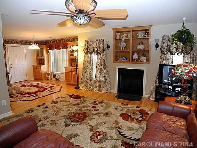 2455 Oak Valley Ln #22, Maiden, NC 28650