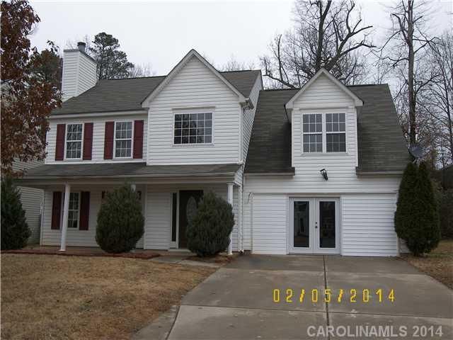 5322 Kiev Dr, Charlotte, NC 28216