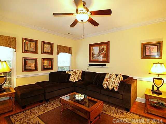 2421 Kirkholm Dr, Matthews, NC 28105