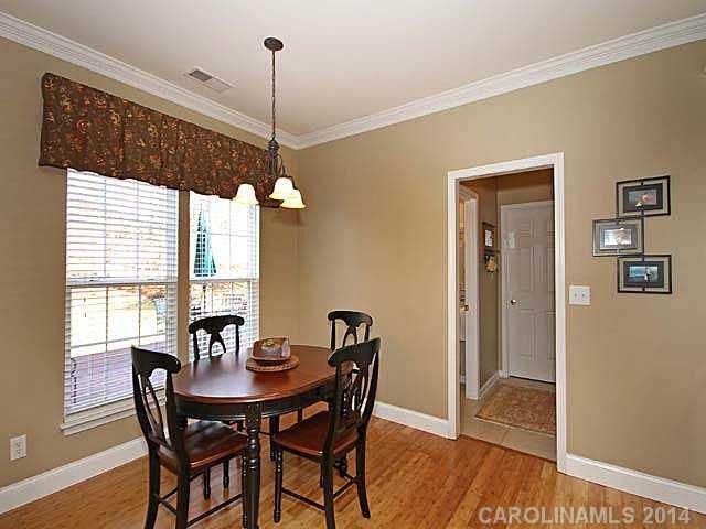 1330 Wrangell Ln, Charlotte, NC 28214