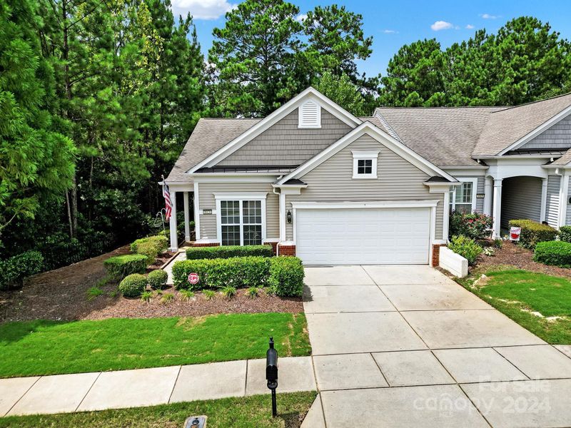 1021 Sweetleaf Dr, Fort Mill, SC 29707