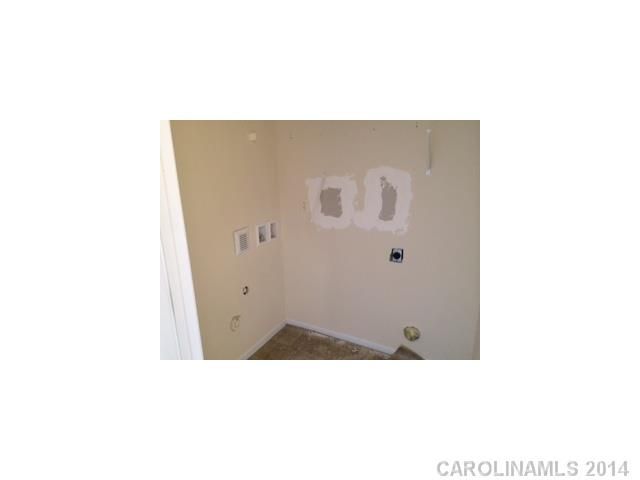 3944 Queensbridge Rd #1302, Charlotte, NC 28213